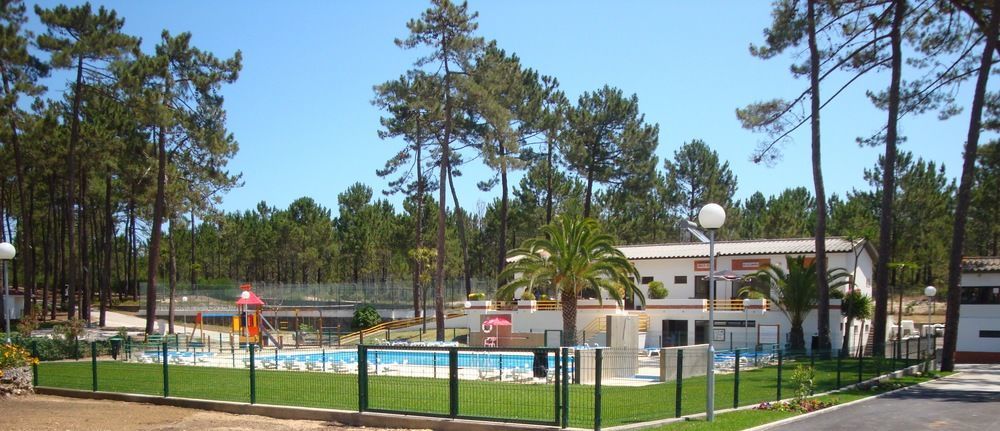 Hotel Orbitur Valado Bungalows Caravan Park Nazaré Exterior foto