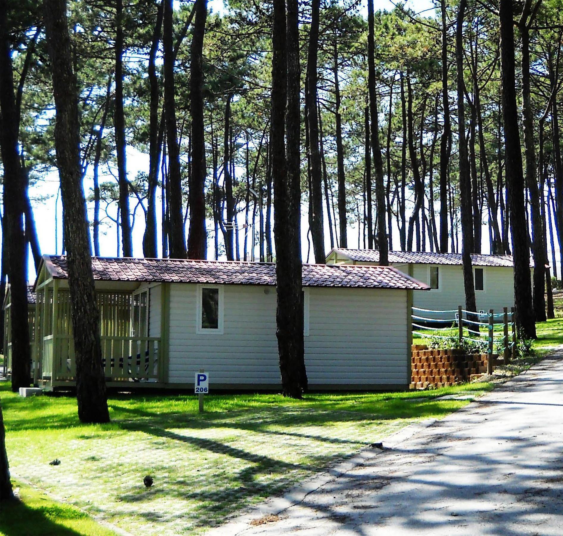 Hotel Orbitur Valado Bungalows Caravan Park Nazaré Exterior foto