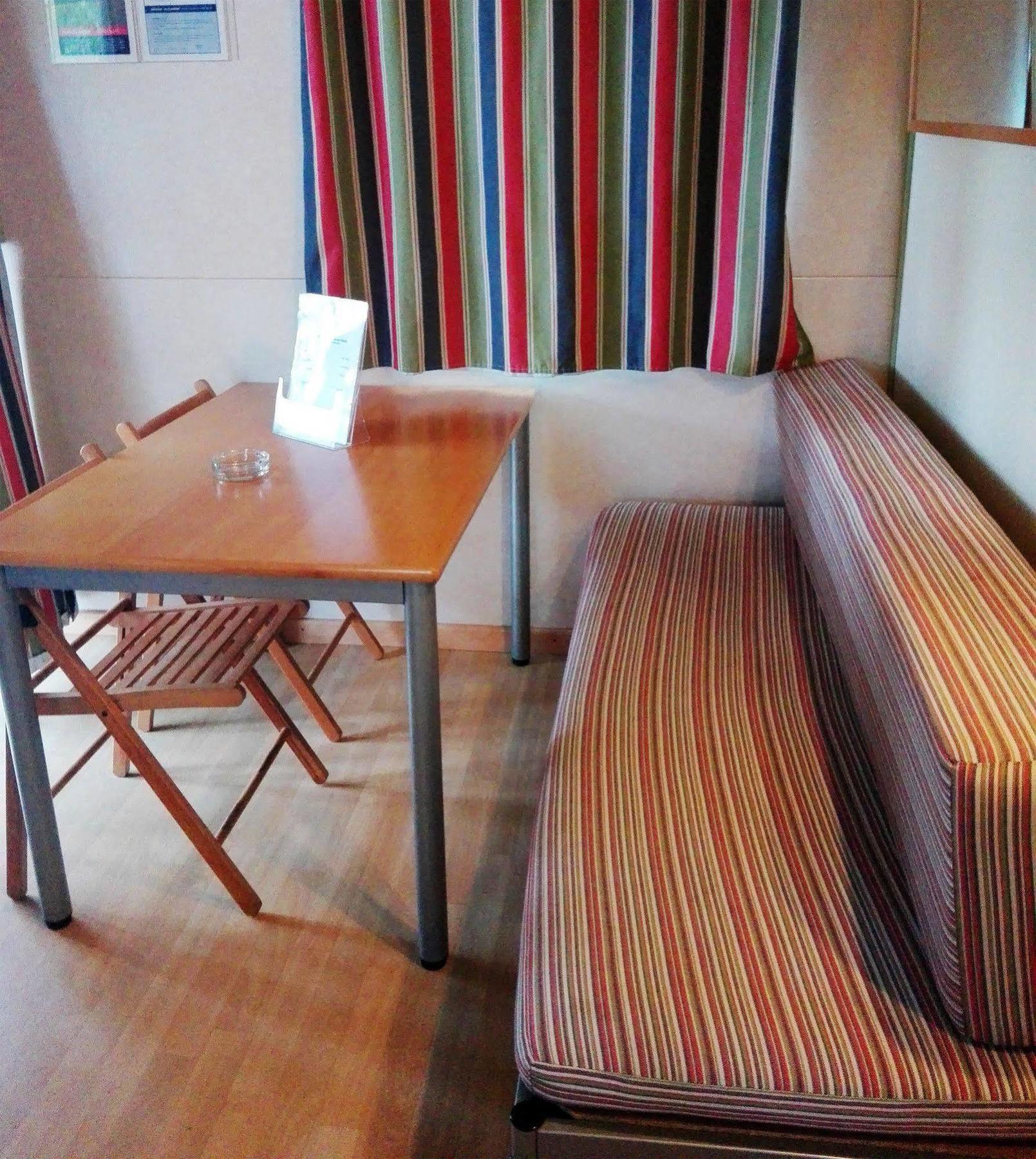 Hotel Orbitur Valado Bungalows Caravan Park Nazaré Exterior foto