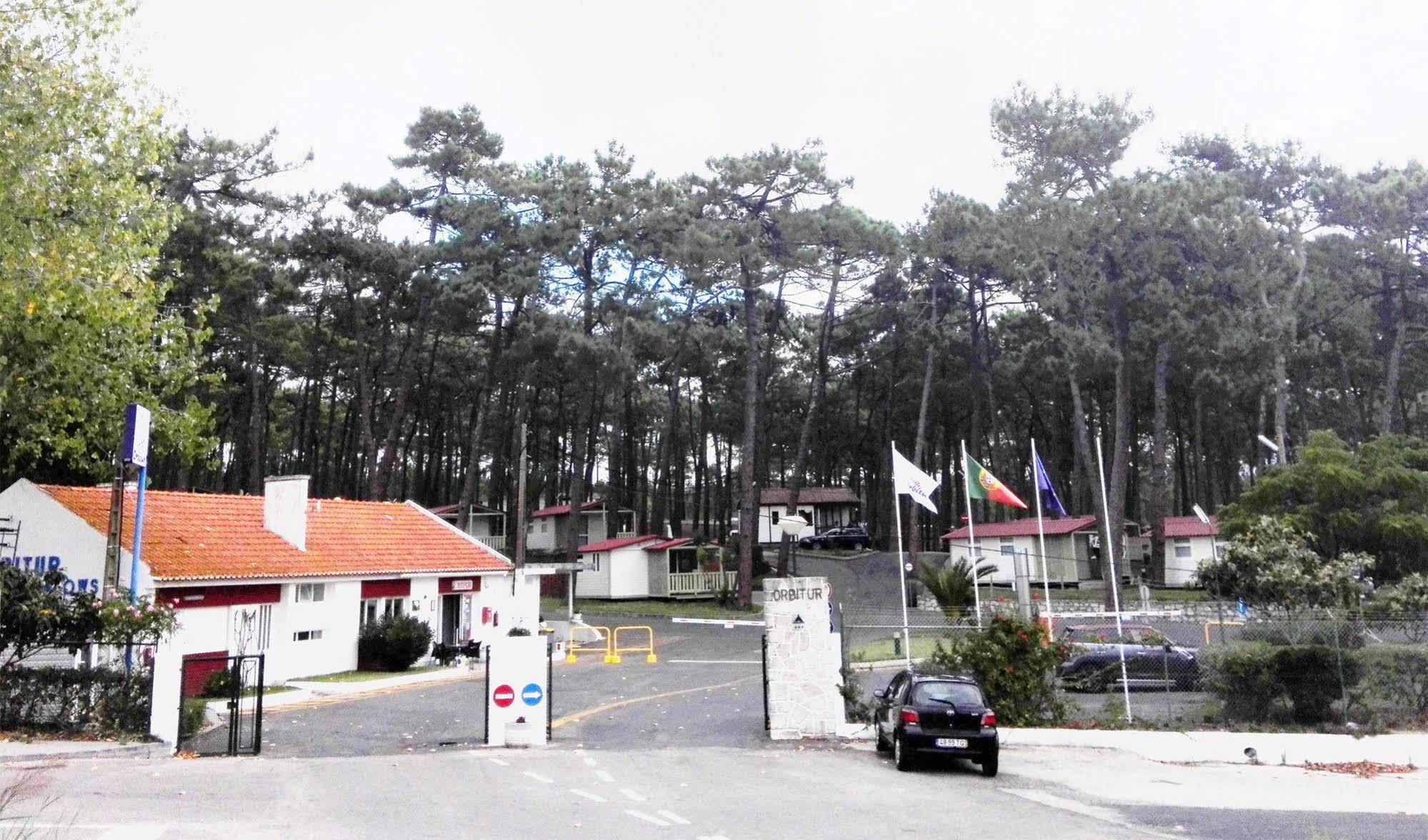 Hotel Orbitur Valado Bungalows Caravan Park Nazaré Exterior foto