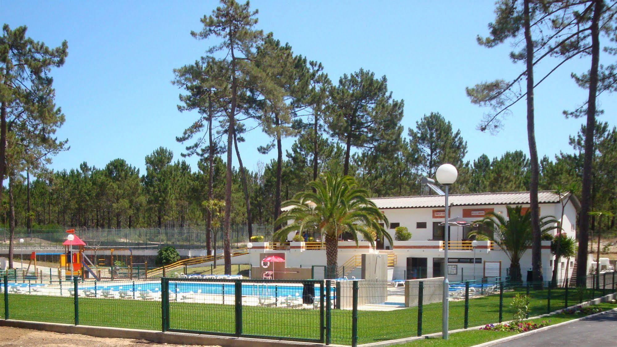 Hotel Orbitur Valado Bungalows Caravan Park Nazaré Exterior foto